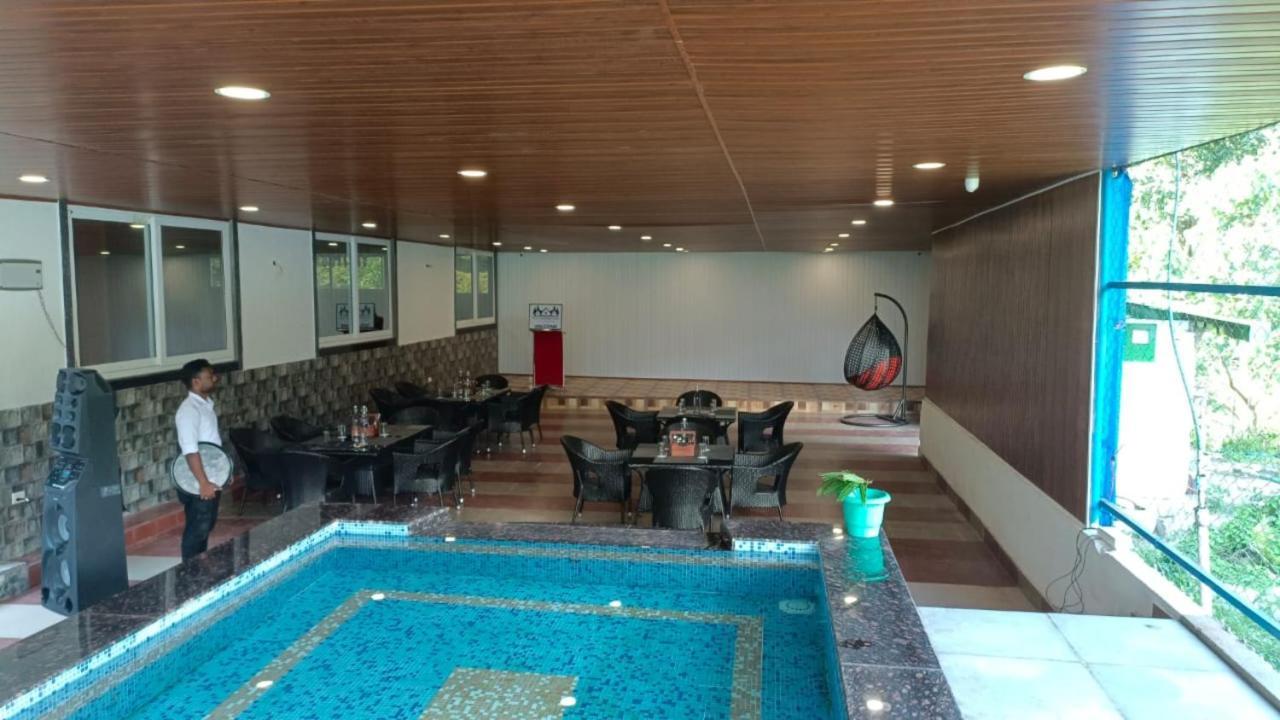 Hotel Subhashree Гангток Экстерьер фото