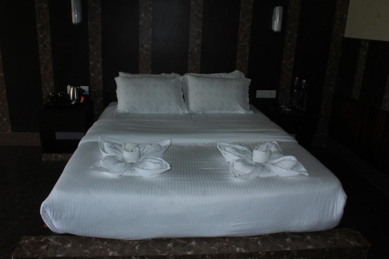Hotel Subhashree Гангток Экстерьер фото